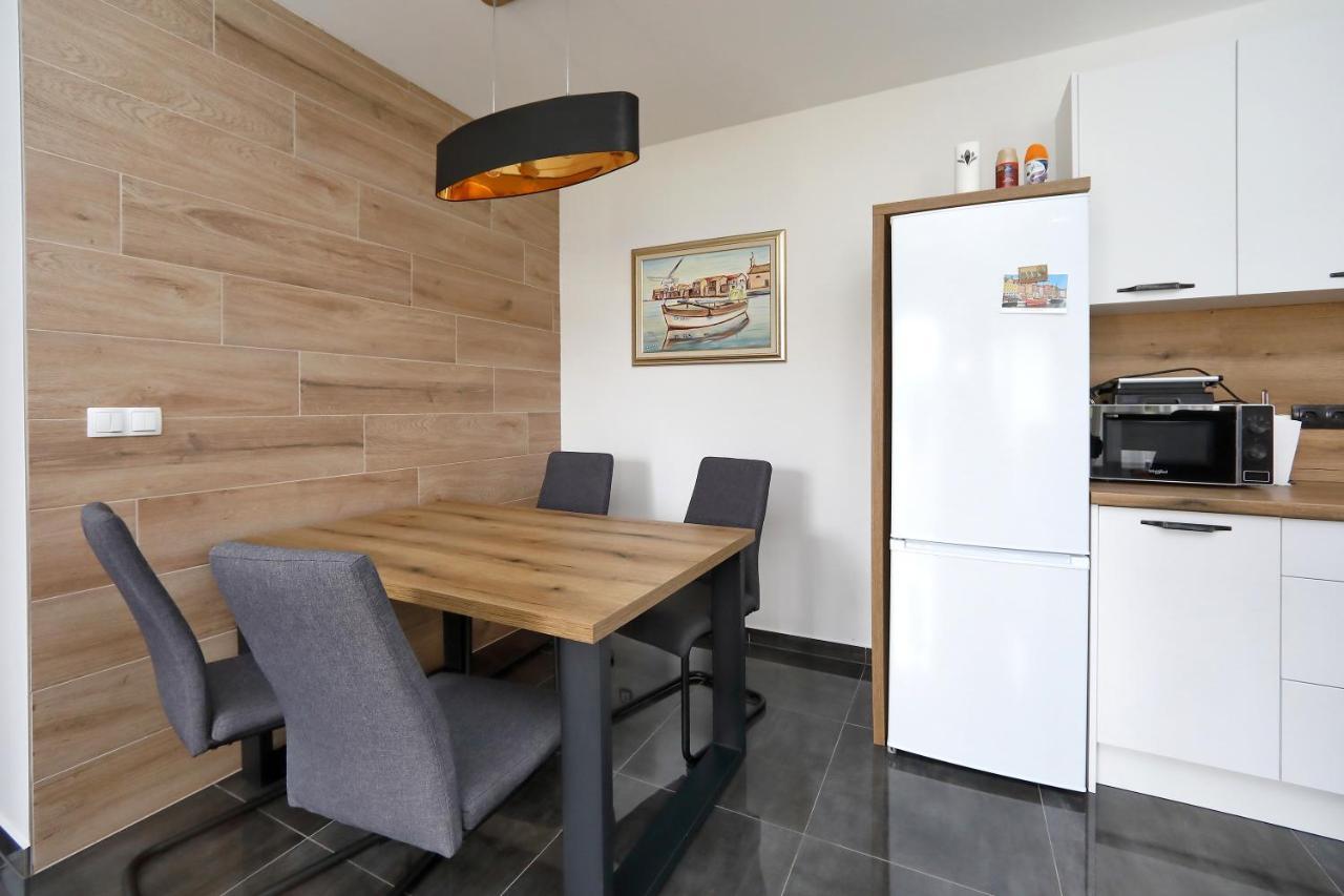 Apartment Kero Bibinje